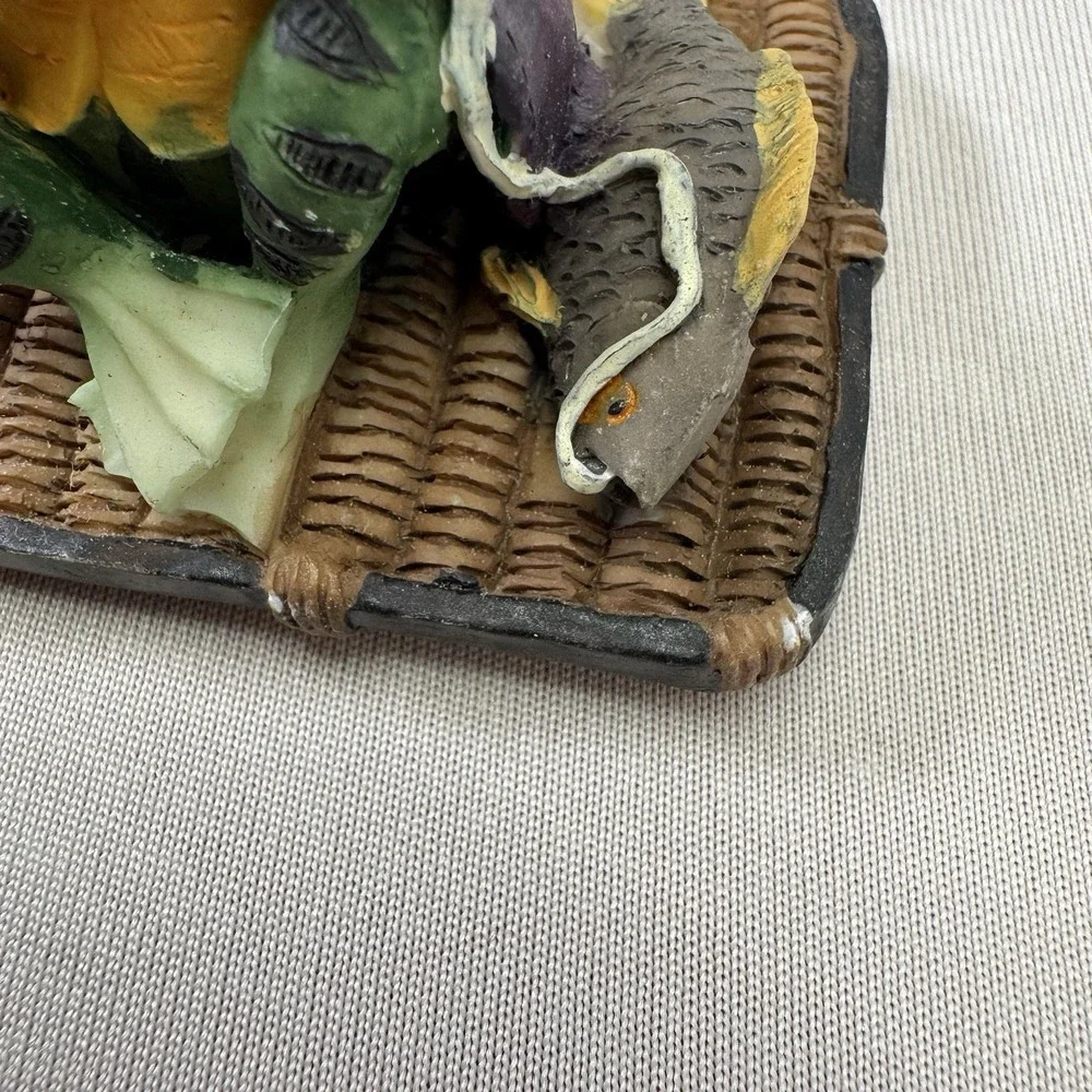 The Unbranded Brand fishing frog